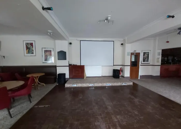Channel View Hotel