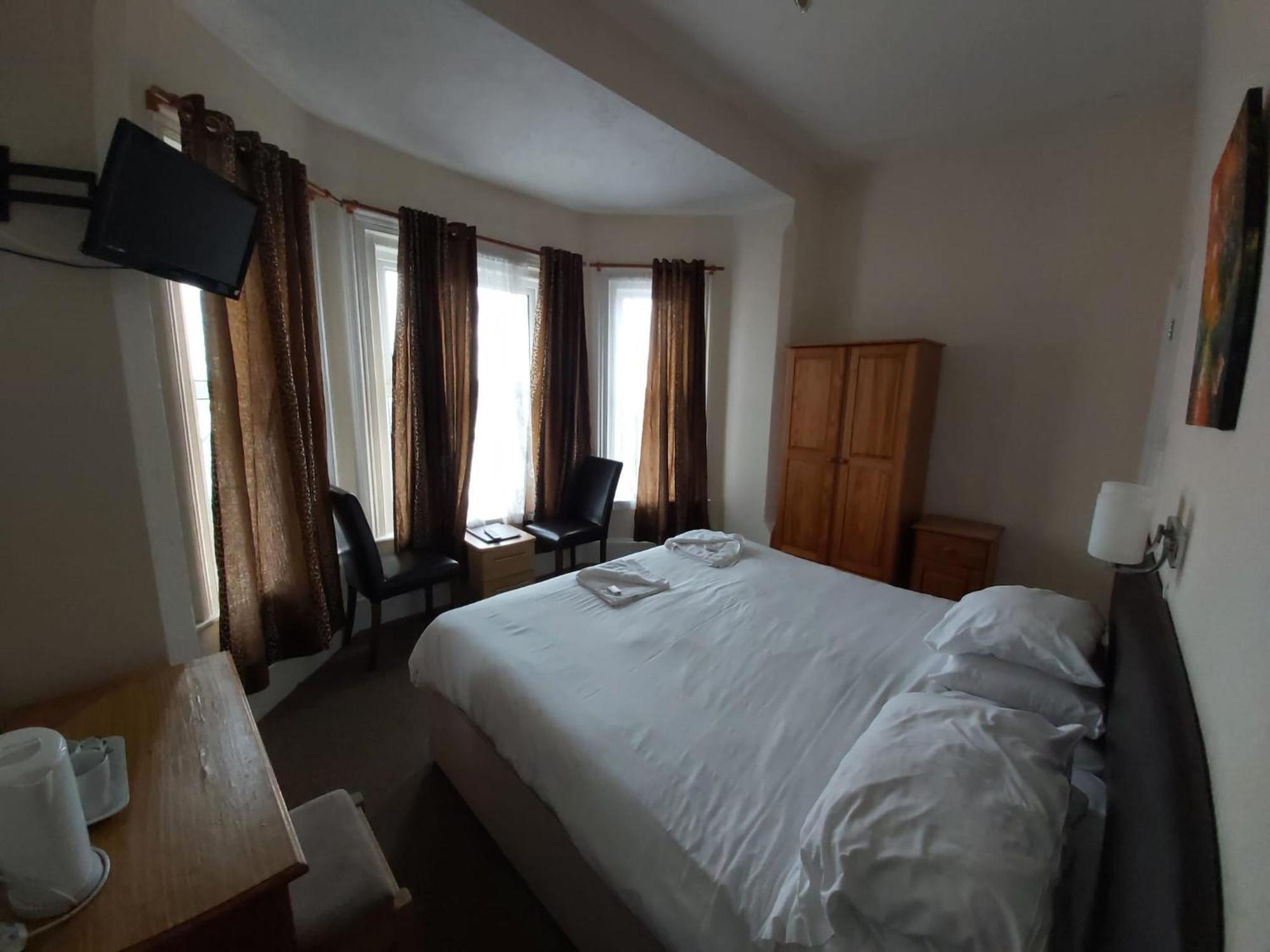 Hotel Channel View