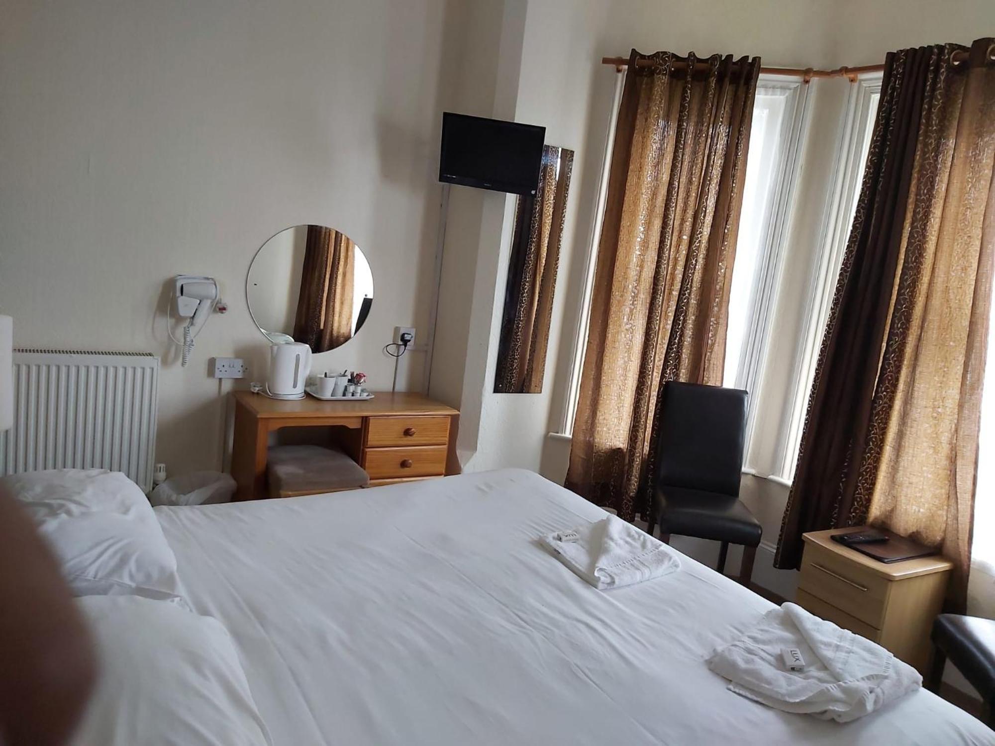 Channel View Hotel